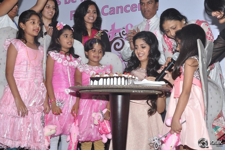 Poonam-Kaur-at-Apollo-Hospitals-Fight-Cancer-Event